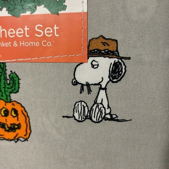 NEW PEANUTS SNOOPY COWBOY STICKPONY CACTUS JACK O LANTERN HALLOWEEN QUEEN SHEETS - Picture 5 of 9